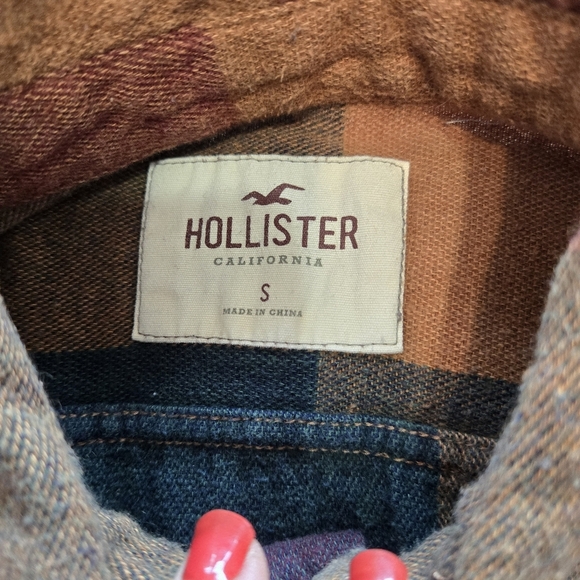 Hollister's Fall Colored Flannel - Picture 3 of 8